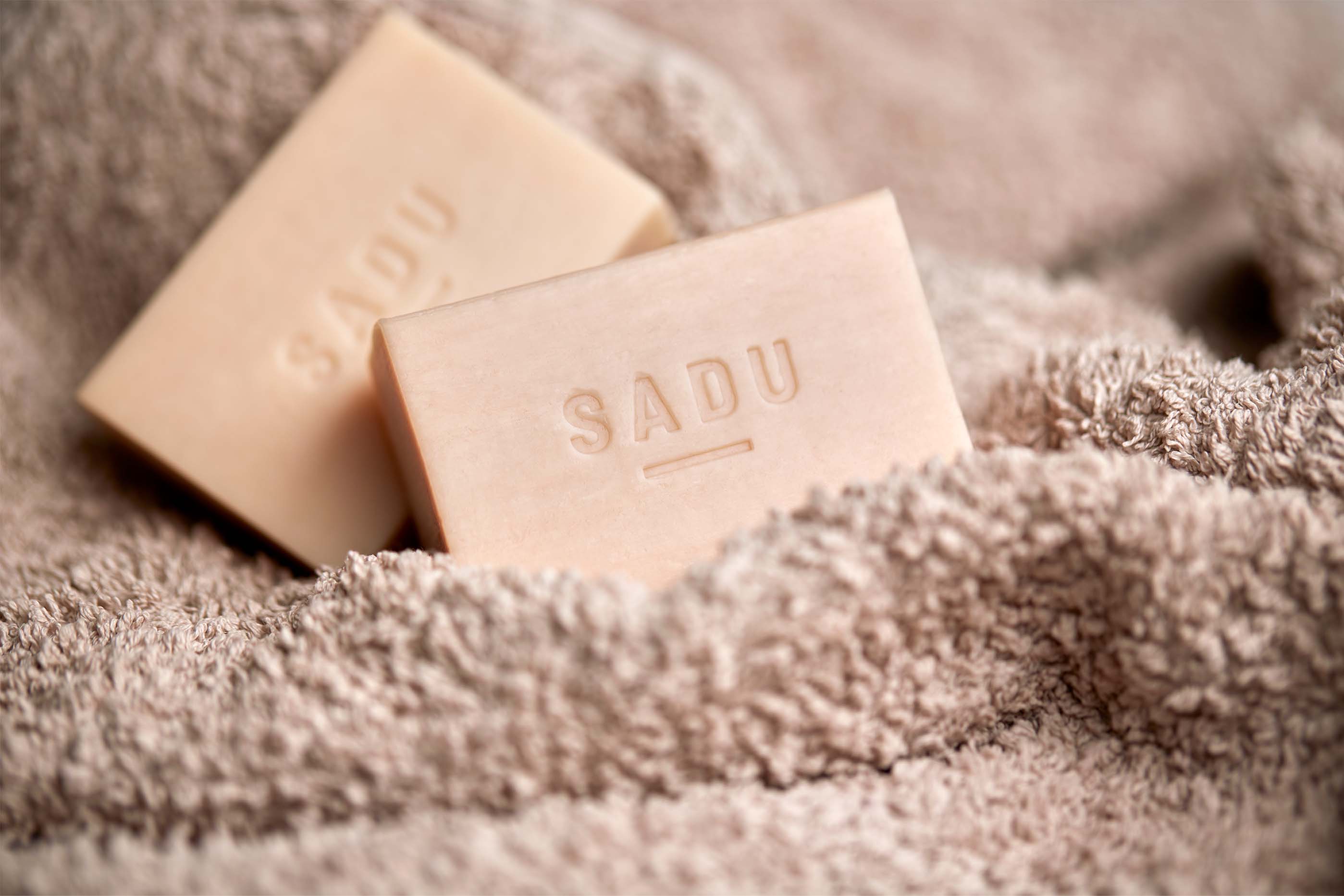 How to Choose Soaps for Extremely Dry and Sensitive Skin?